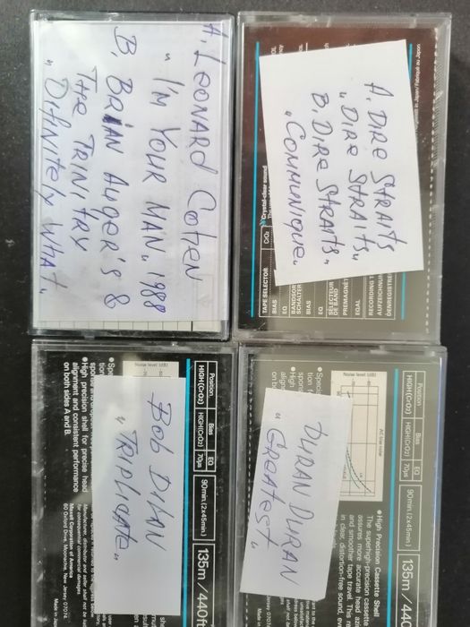 Аудиокассеты Maxell