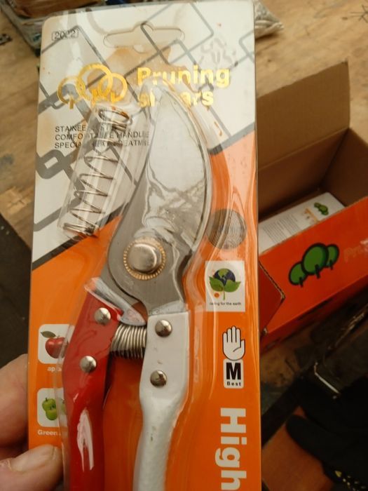 Пружина на секатор. Ленточная и обычная.V образная.СекаторОт