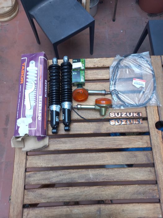 Material Suzuki GN 125 / 250