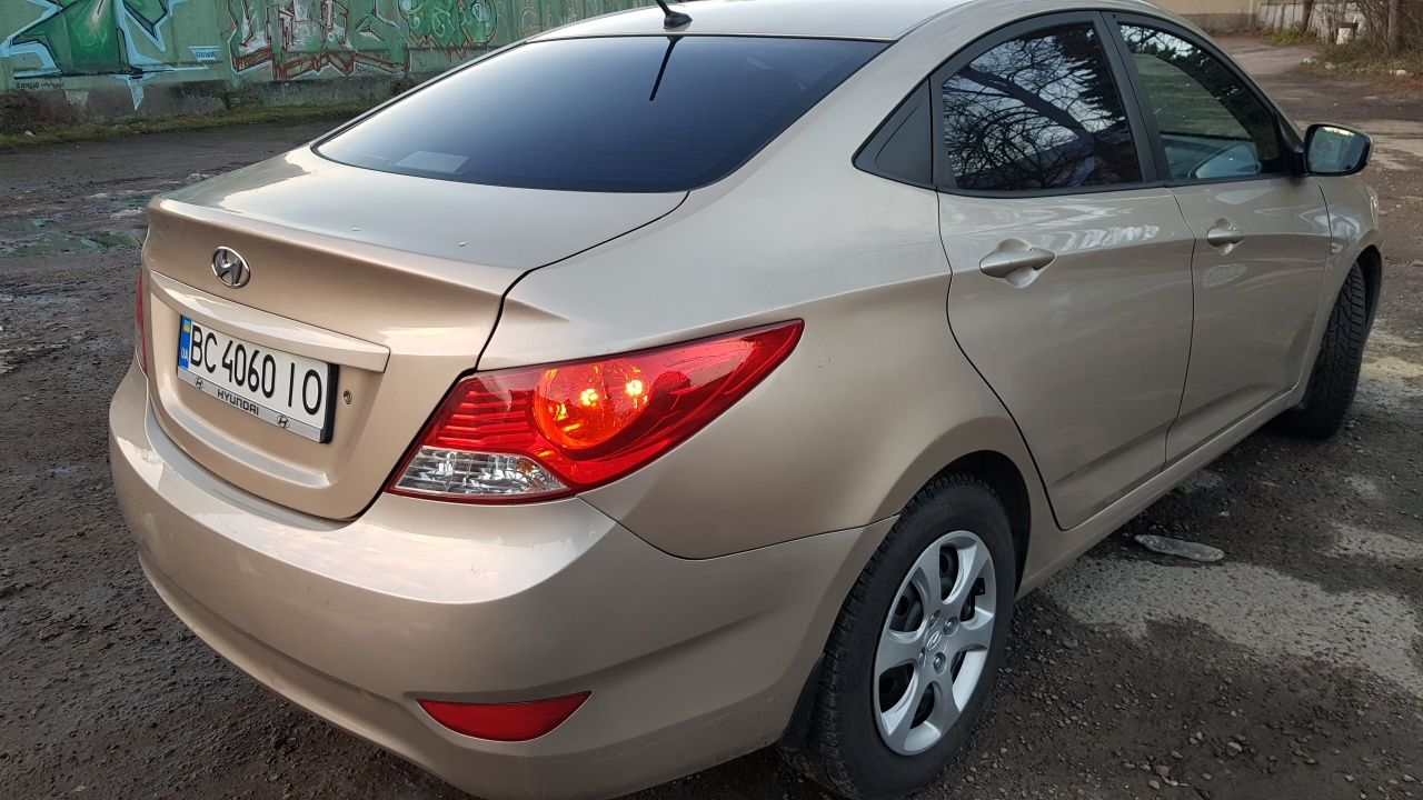 Hyunbai Accent 1.4 2012 рік