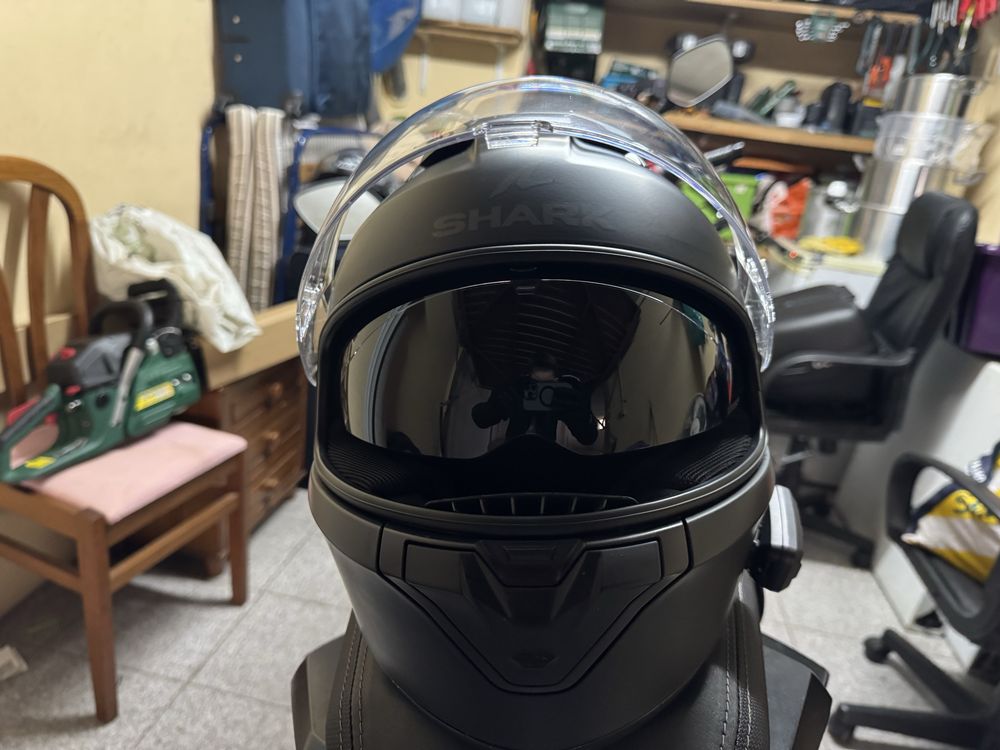 Capacete Shark poucas vezes utilizado