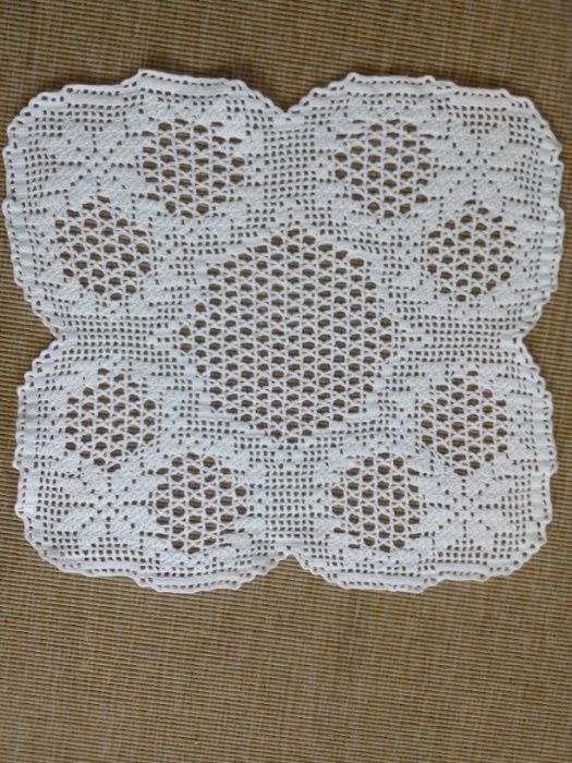 Bonito centro de mesa em crochet