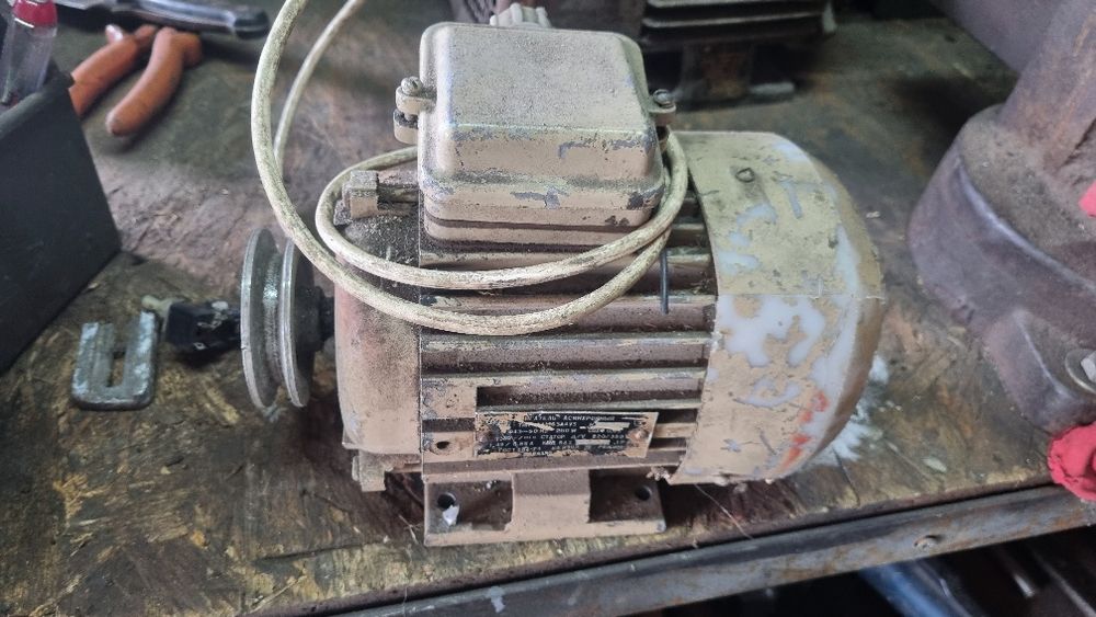Silnik 2 fazowy  Wiefamel , Ruski oraz 3 fazowe 4kw