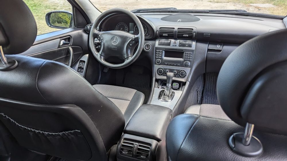Mercedes w203 c220
