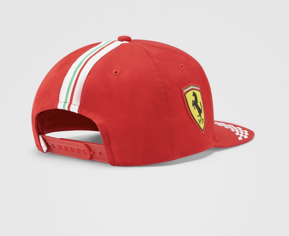 Boné Scuderia Ferrari