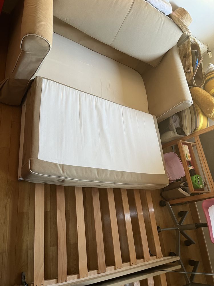 Sofa/cama IKEA, com arrumação