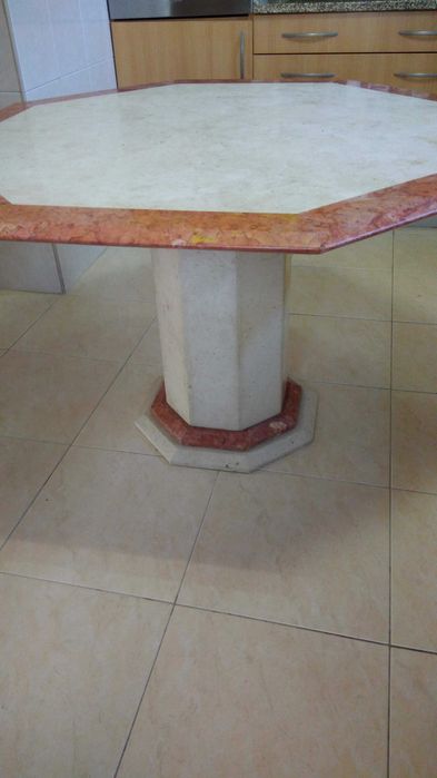 Mesa de mármore elegante