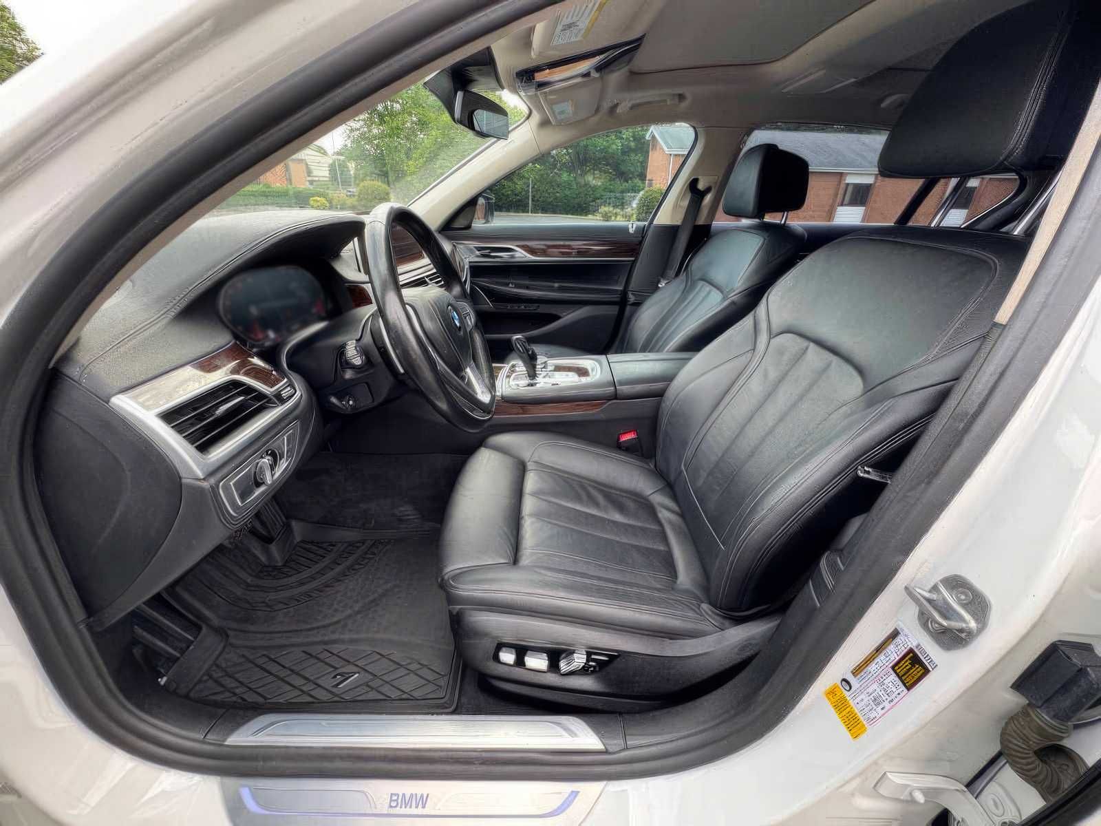 2020 BMW 7 Series 740i