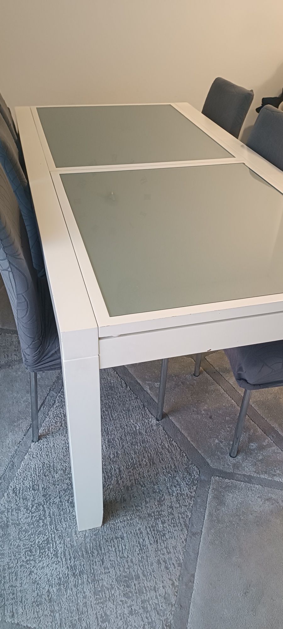 Mesa de jantar extensível