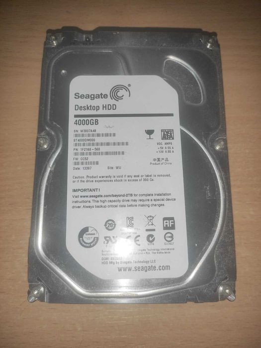 Жесткий диск Seagate Desktop HDD ST4000DM000 4 ТБ