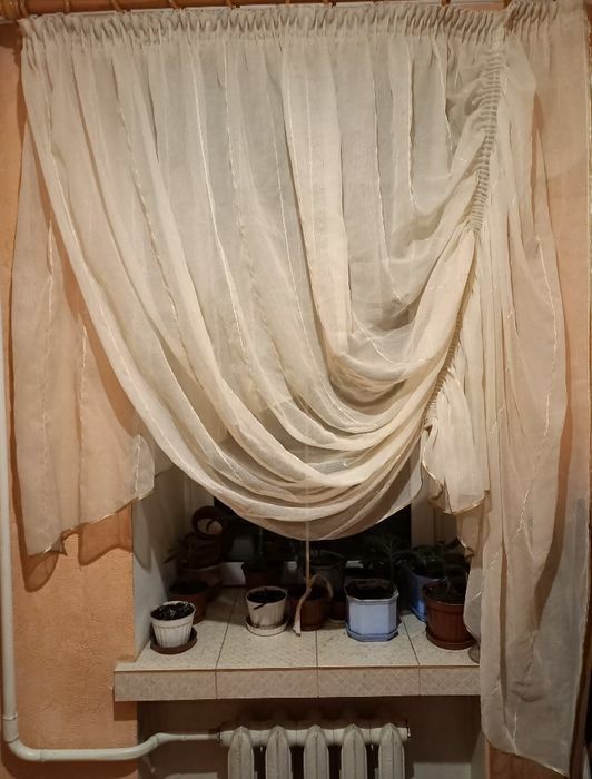 Якісніі тюлі для кухні до підвіконня та довші