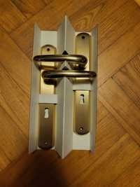 Klamki drzwiowe mosiądzowe lakierowane