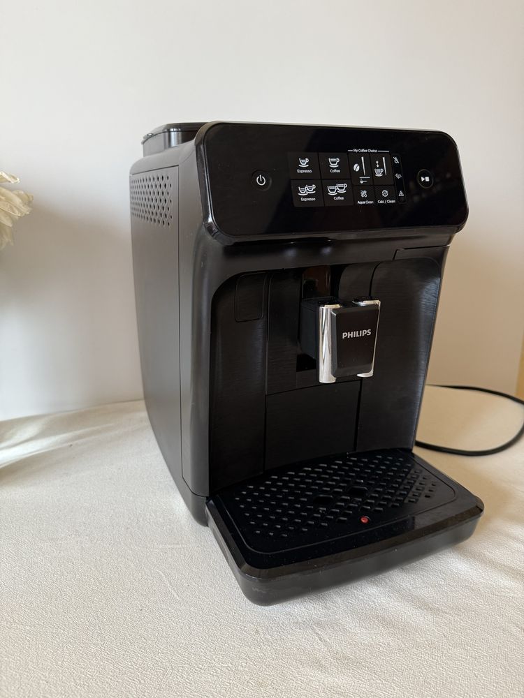 Кавомашина/кофеварка Philips