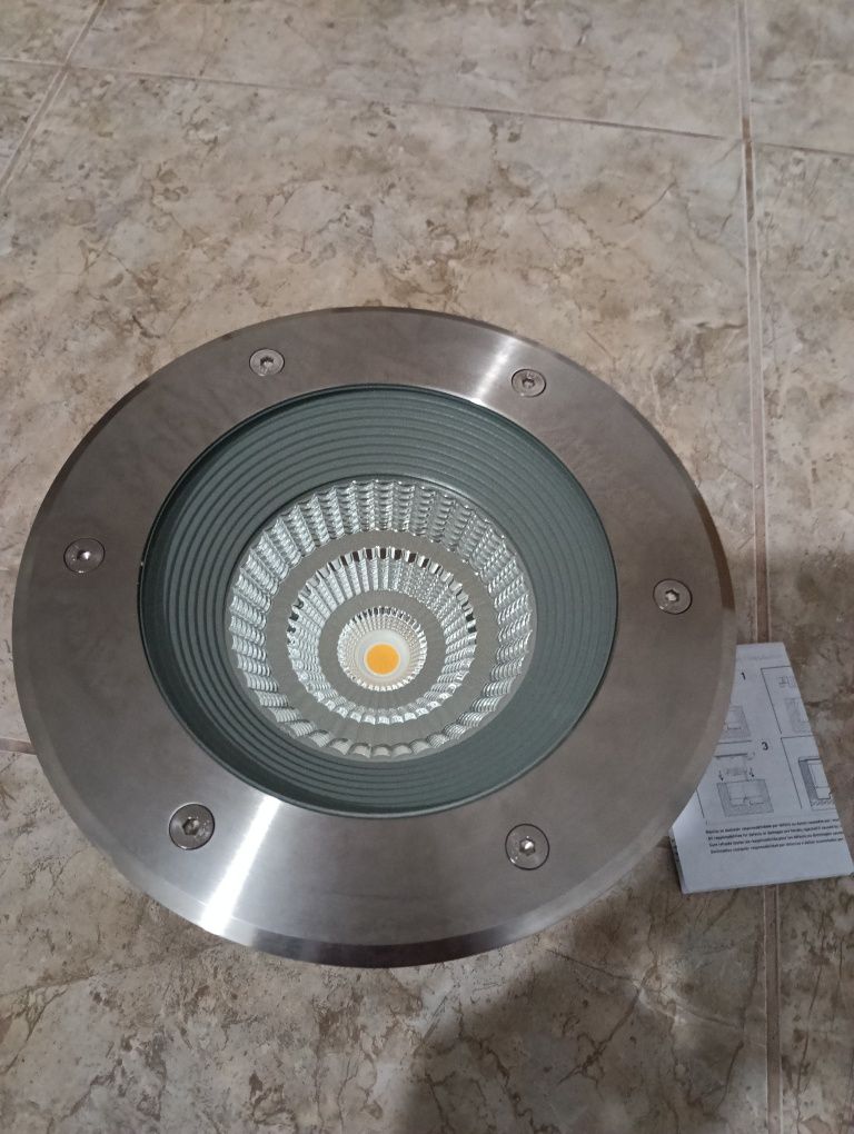 Projetor  É difícil fornecer o preço exato do produto "FLUIDAY Lumilek
