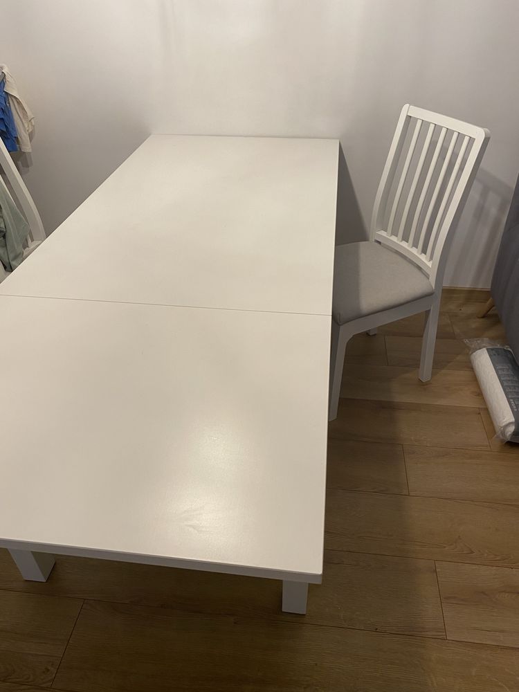 Stol do jadalni oraz 4 krzesla drewniane ikea ekedalen