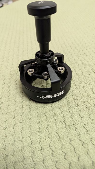 Розподільник кави MHW-3BOMBER 58mm + 6 запасних голок, відмінний стан