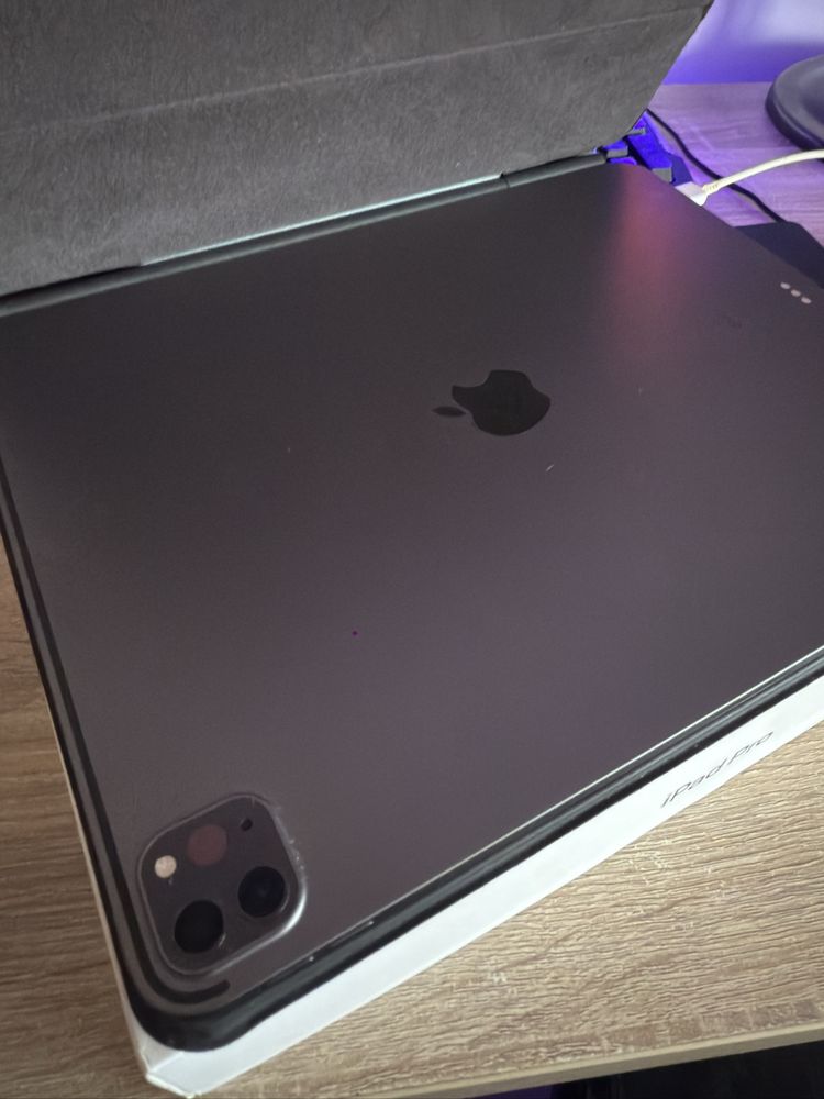 Ipad 12.9 pro(5ª geracao) 256gb