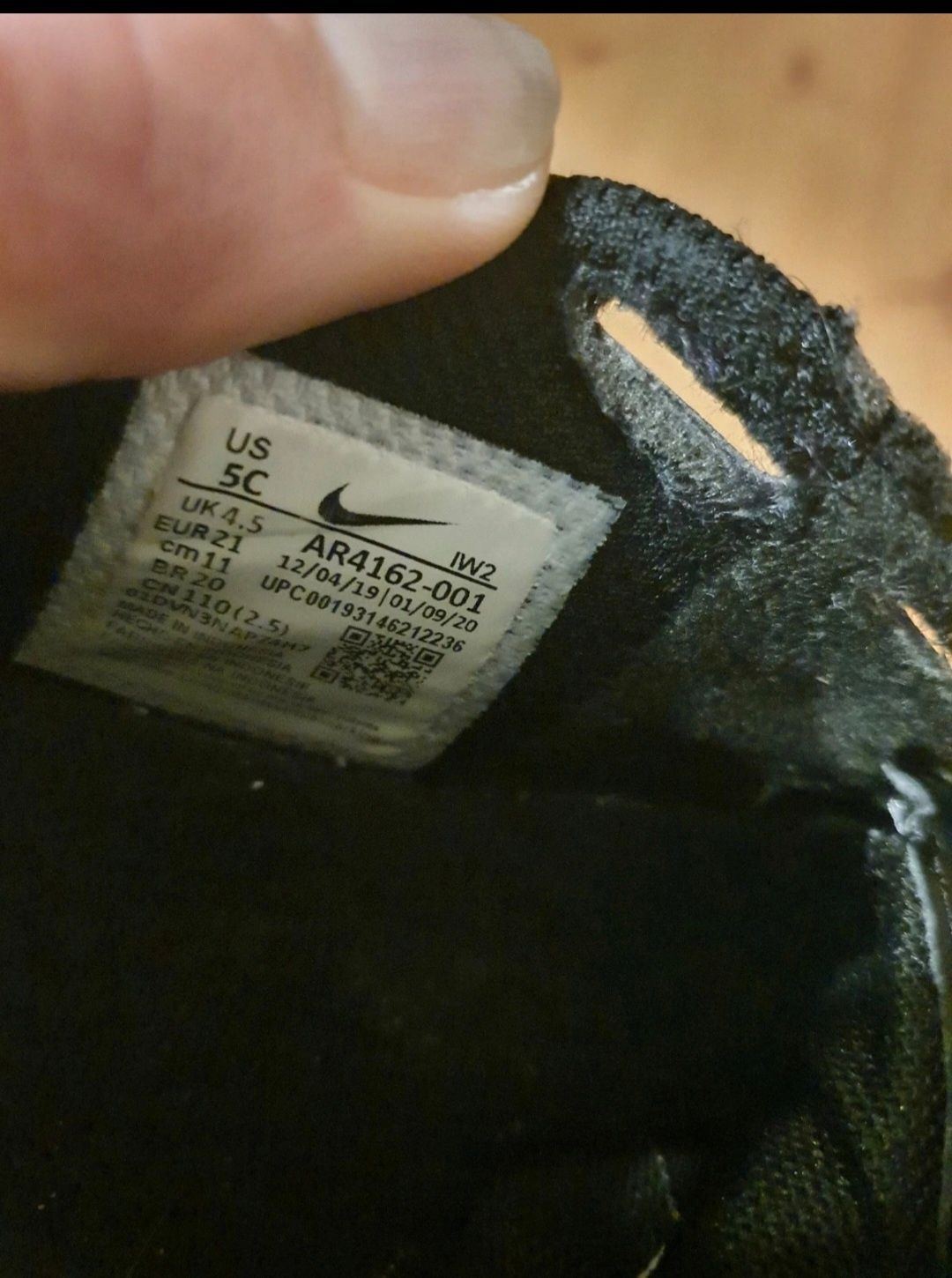 Adidasy Nike czarne