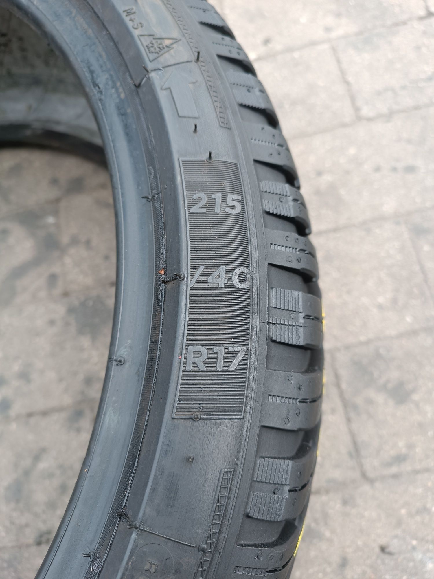 215/40R17 Kleber Quadraxer 3