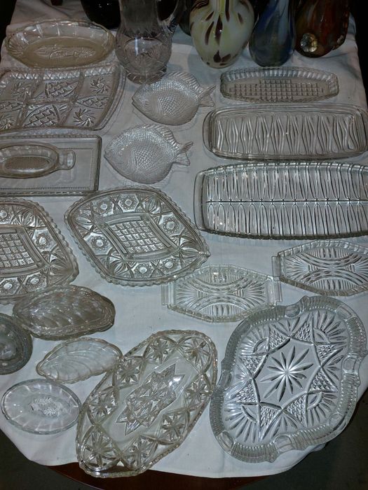 Krysztaly prl ,kolorowe szkło prl ,wazon prl,sękacz