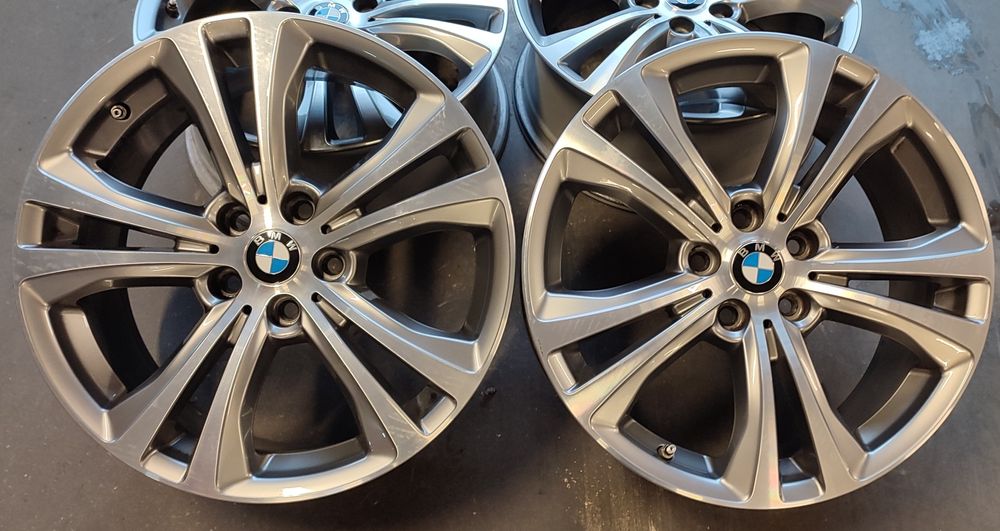 18"7.5J 5x112 orginalne felgi aluminiowe BMW X1 F48