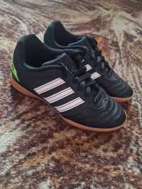 Adidas czarne buty piłkarskie dziecięce (hala) 31.5 EU
