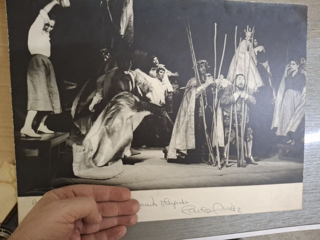 Grande foto teatro com dedicatória