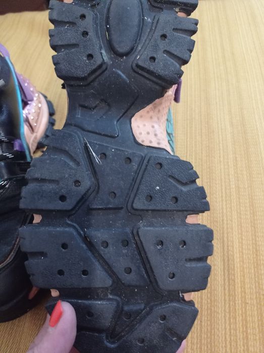 Sapatilhas praticamente novas