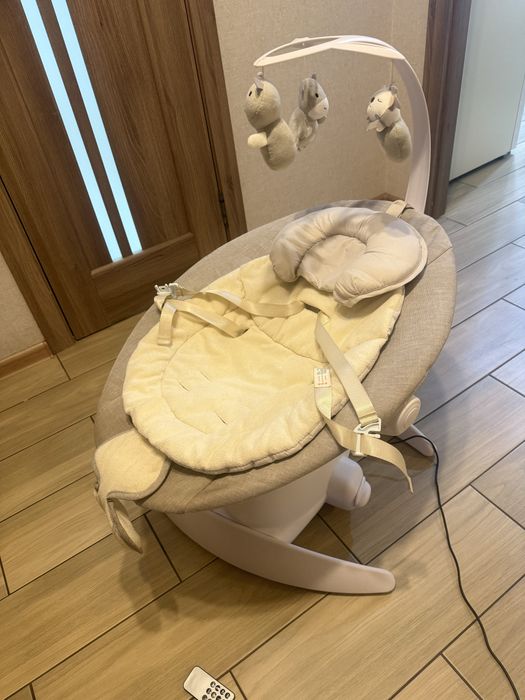 Заколисуючий центр Carello