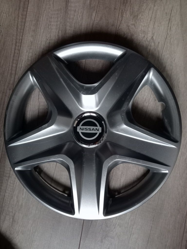 Ковпаки на колеса NISSAN R15