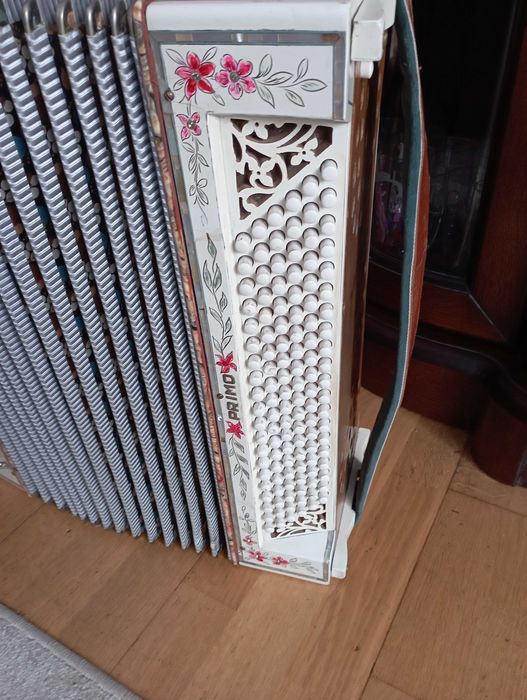 Akordeon Włoski 120 basów