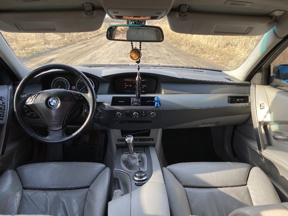 Продам BMW E61 M57D25 механіка