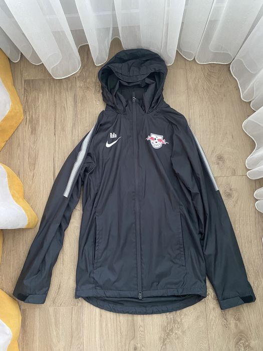 Спортивна вітровка Nike Rb Leipzig original!