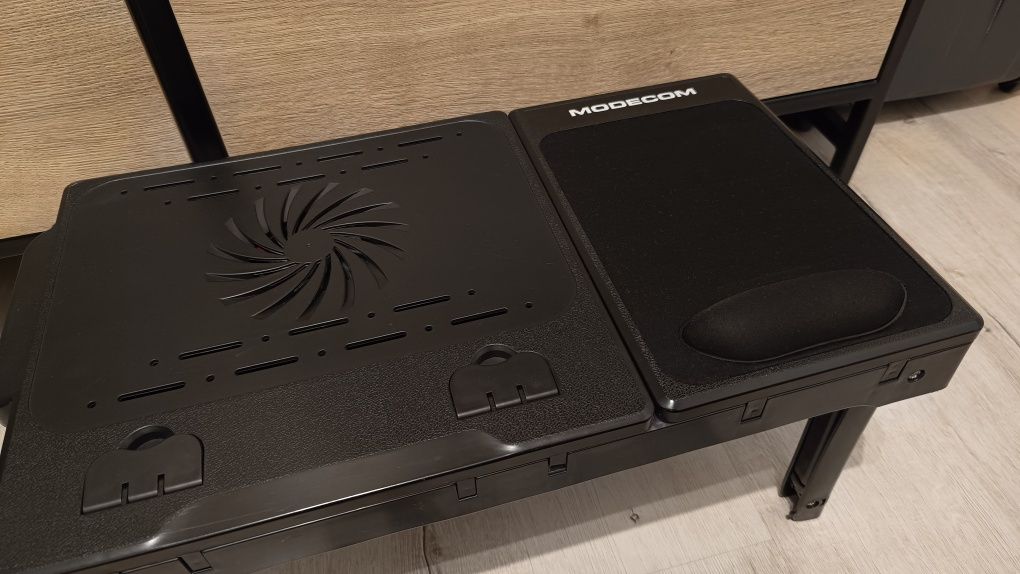 Podstawka pod laptopa Modecom czarna