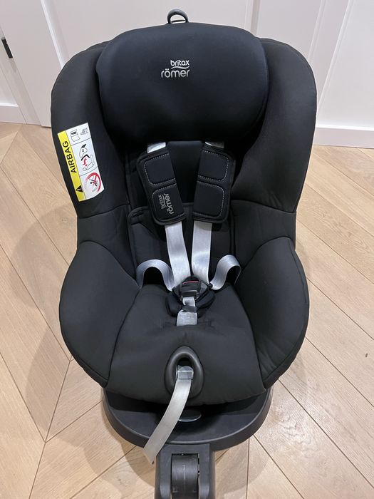 - Fotelik 0-18 do ok 4 lat Britax Römer Dualfix2 R