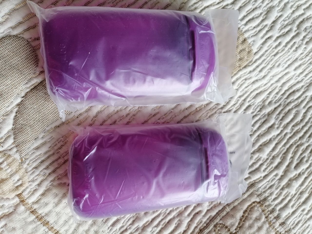 Pojemniczki na kosmetyki na podróż z kolekcji Tupperware 30 ml NOWE