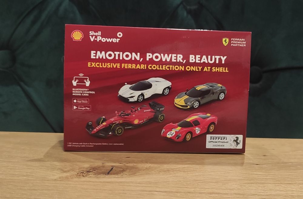 Ferrari 330 P4 Shell V-power