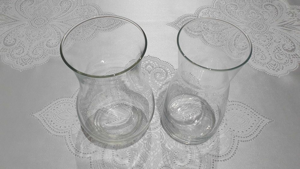 Wazony szklane (2 sztuki)