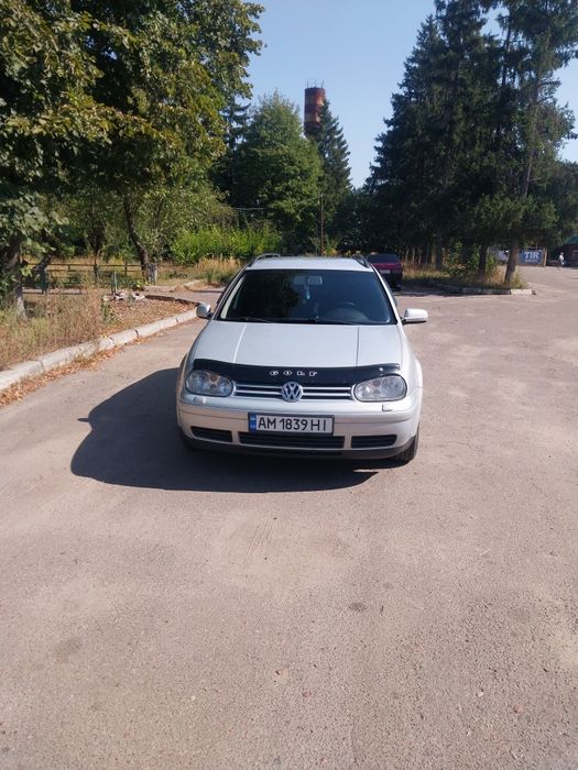 Гольф 4 універсал