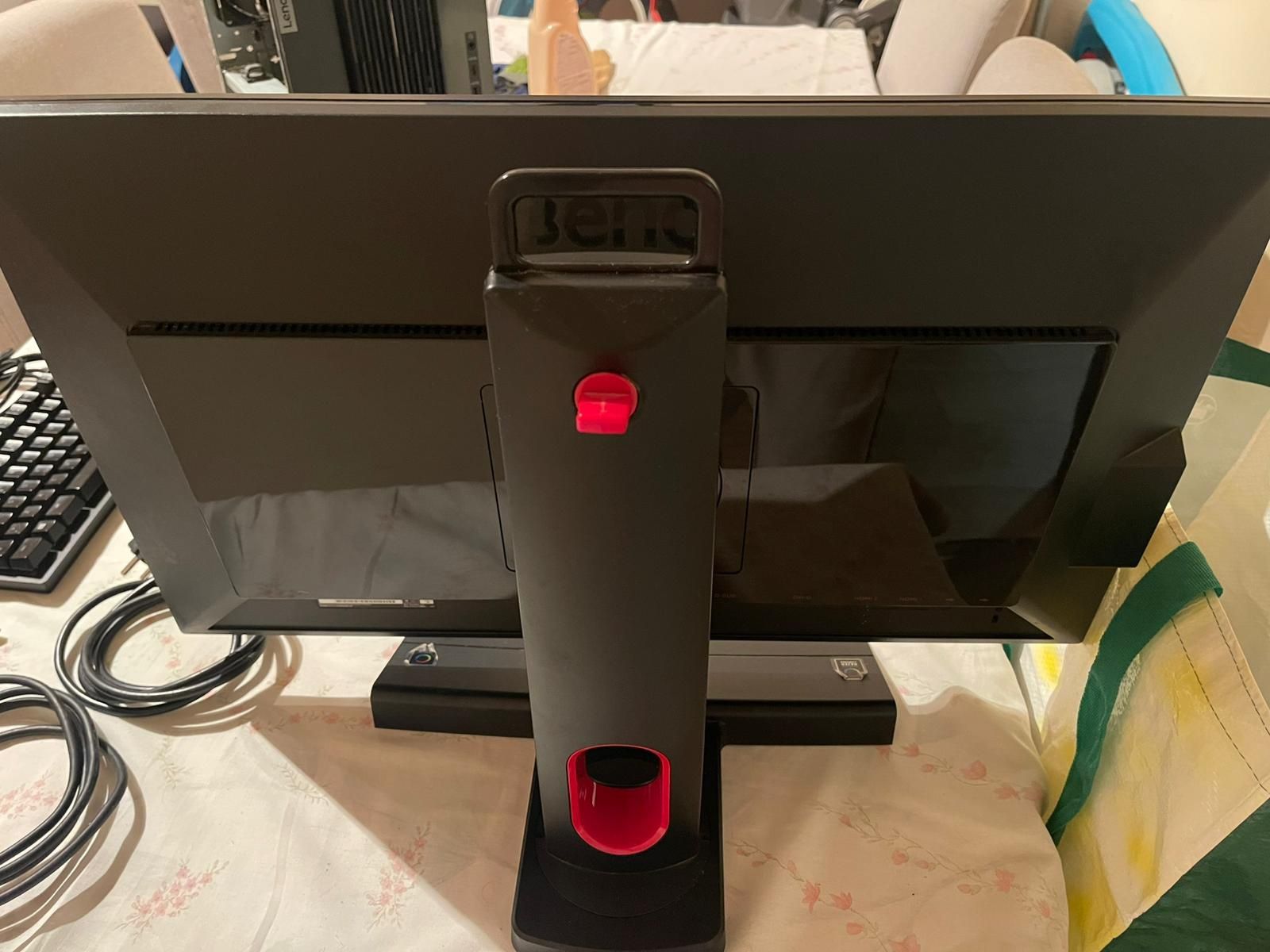 Lenovo Gaming - Desktop
