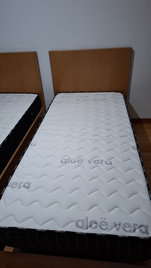 Quarto Completo em Madeira