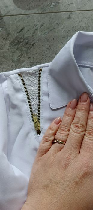 Wizytow komplet biała bluzka i szara spodniczka