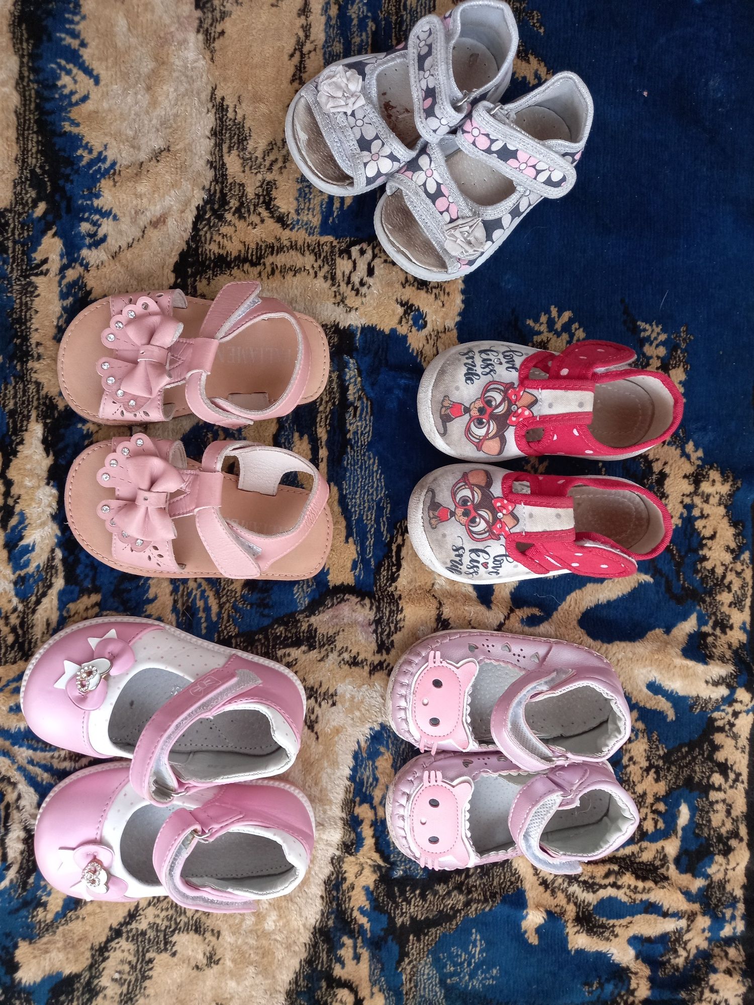 Взуття для дівчинки р 19- 21