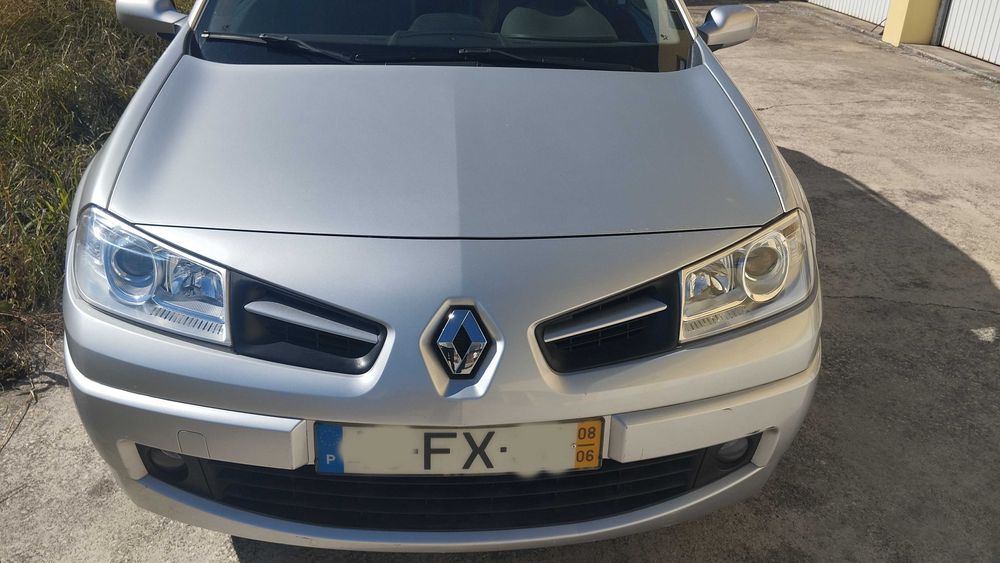 RENAUT MEGANE  como novo