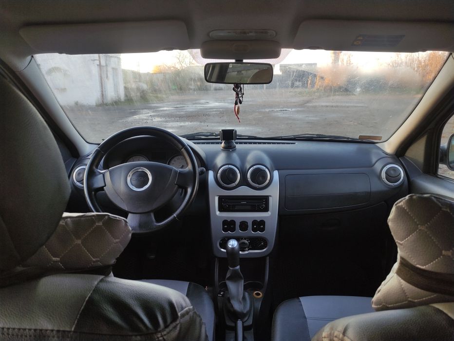 Dacia Logan MCV 1.6 (газ/бензин), 2009 рік