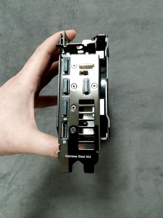 Ігрова відеокарта Nvidia RTX 3060 TI 8GB OC Asus Tuf Gaming в ідеалі