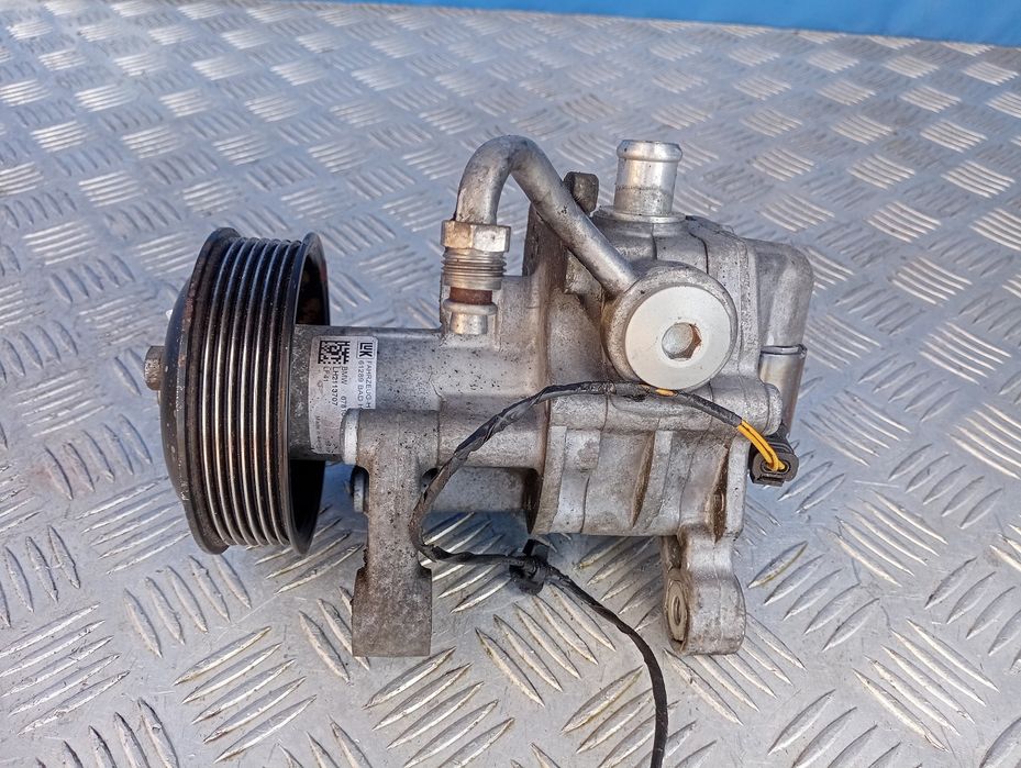 Насос гідропідсилювача керма (ГУР) BMW X5 E70 Гидроуселителя БМВ е70