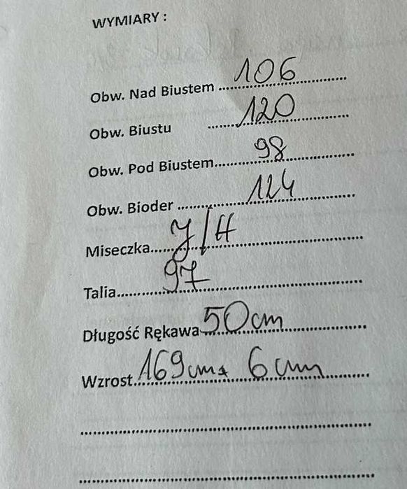 Piękna, lekka, zwiewna i elegancka suknia ślubna