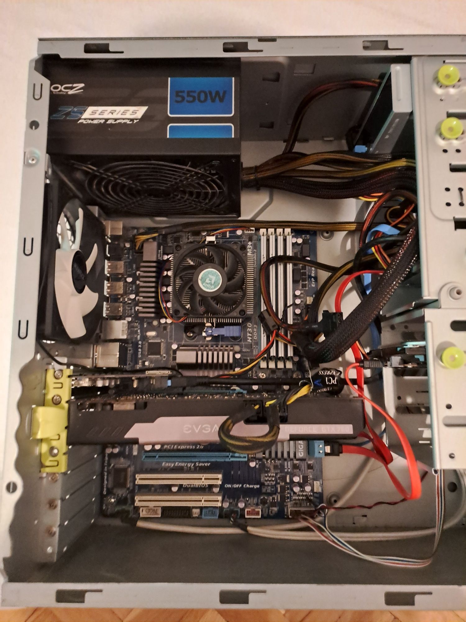Komputer AMD FX-6100, Nvidia GTX 760, 16gb RAM, ssd