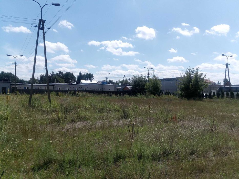 Wynajem placu- parking dla ciężarówek/naczep